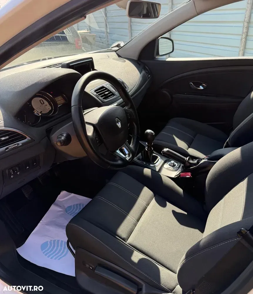 Renault Mégane III ENERGY dCi 110 Start & Stop Dynamique — imagine 5