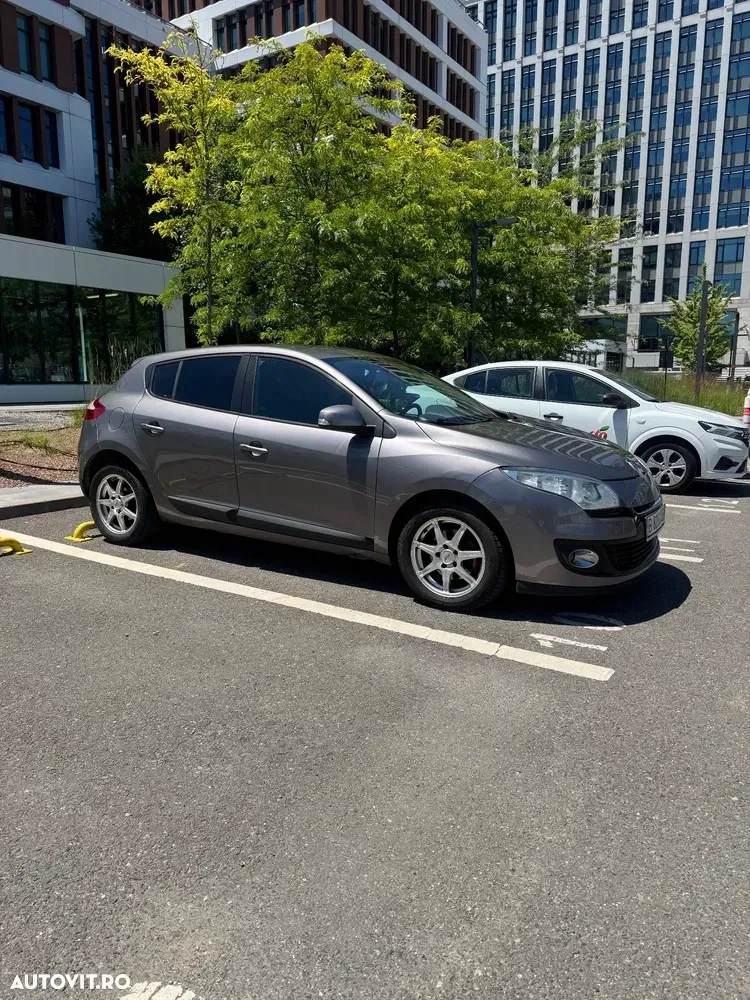 Renault Mégane III 1.5 dCi Dynamique — imagine 4