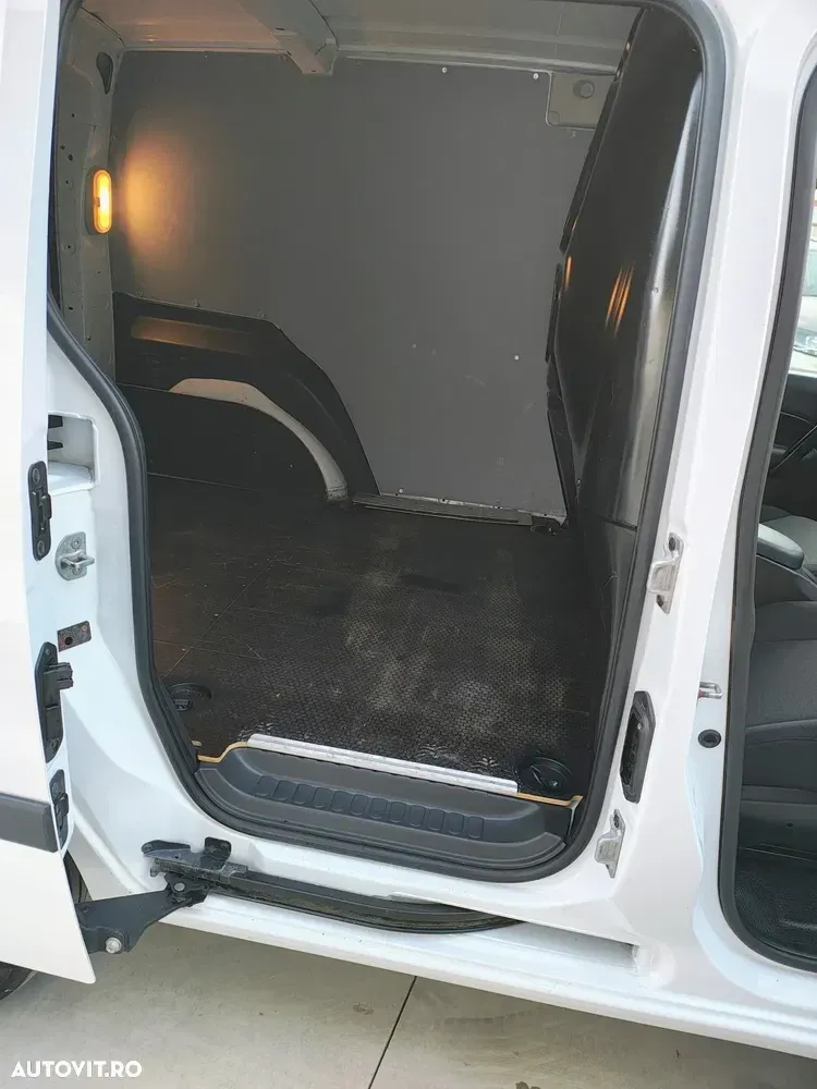 Renault Kangoo BLUE dCi 95 LIMITED — imagine 5