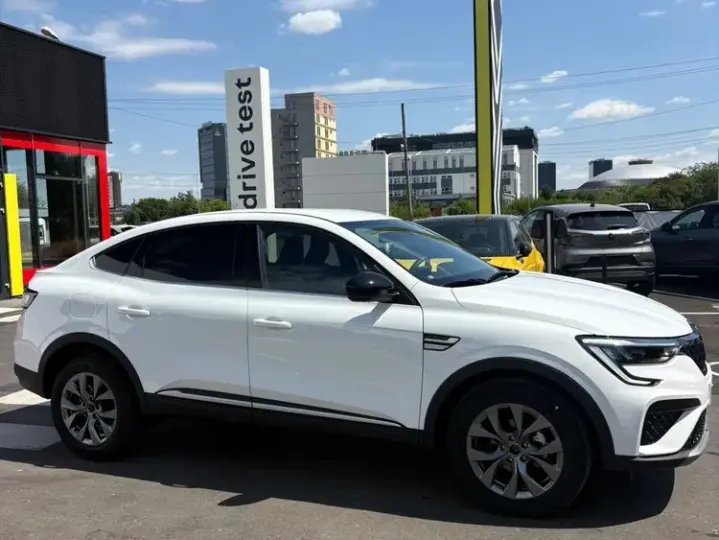 Renault Arkana MHEV 140 EDC Techno
