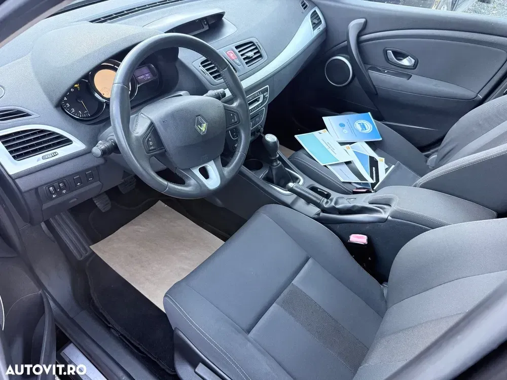 Renault Mégane III 1.4 TCe Privilege — imagine 6