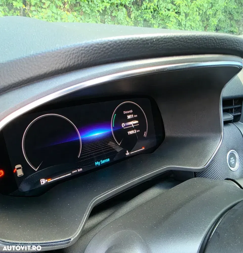 Renault Clio — imagine 5