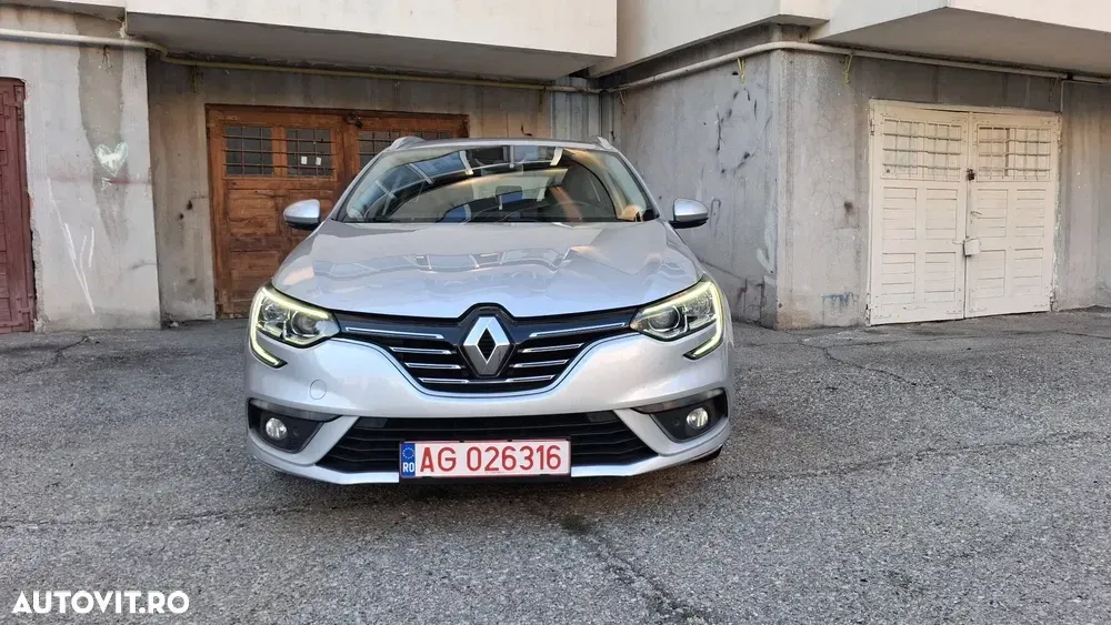 Renault Mégane IV BLUE dCi Limited — imagine 3