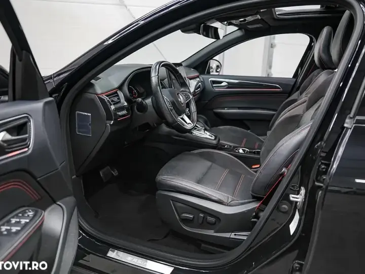Renault Arkana E-TECH RS Line