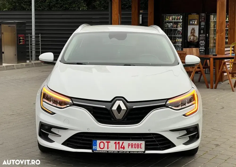 Renault Mégane IV Blue dCi 116 Intens — imagine 4