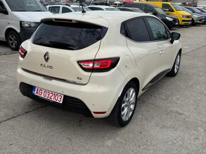 Renault Clio TCe 90 Bose Edition