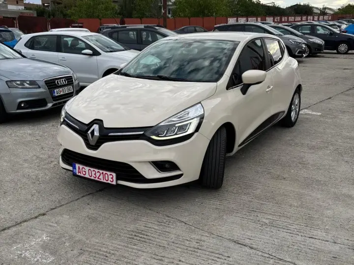 Renault Clio TCe 90 Bose Edition