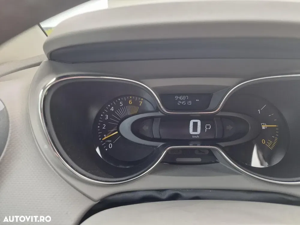 Renault Captur I ENERGY TCe EDC Intens — imagine 3