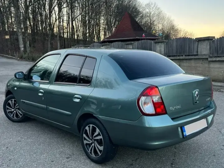 Renault Symbol