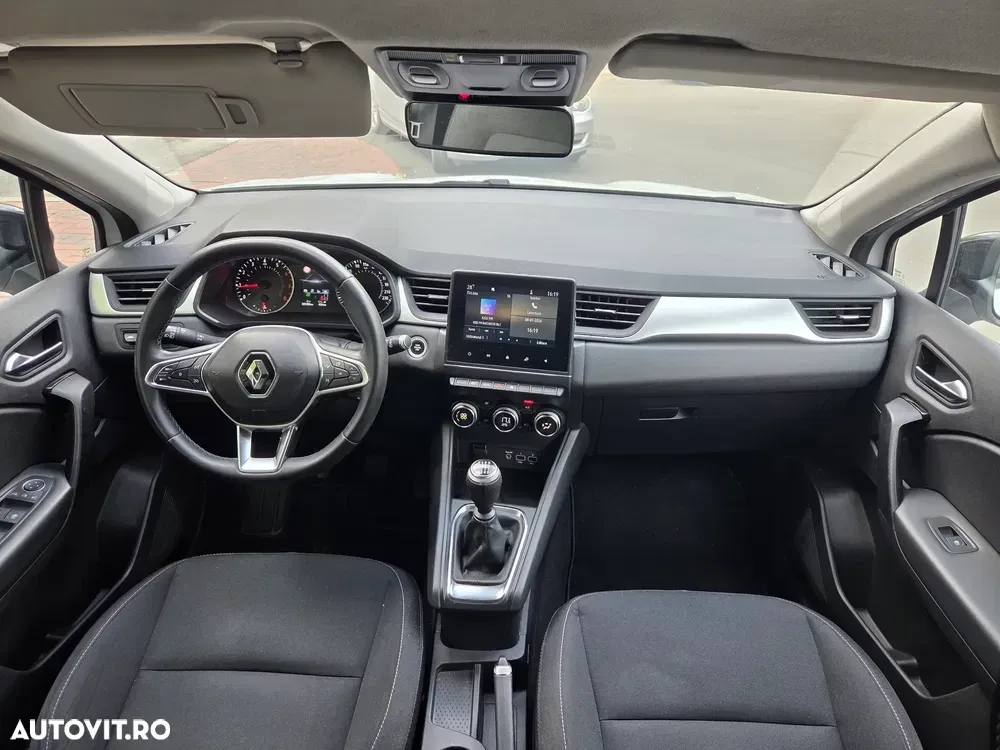 Renault Captur MHEV 140 Techno — imagine 4