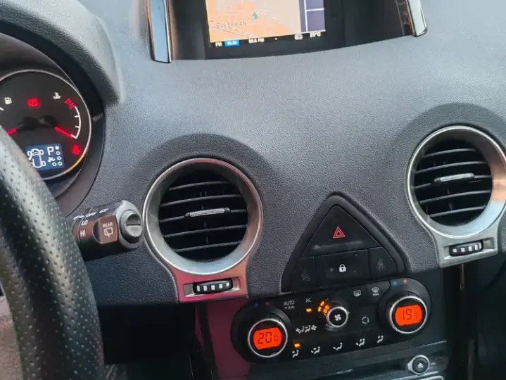Renault Koleos I
