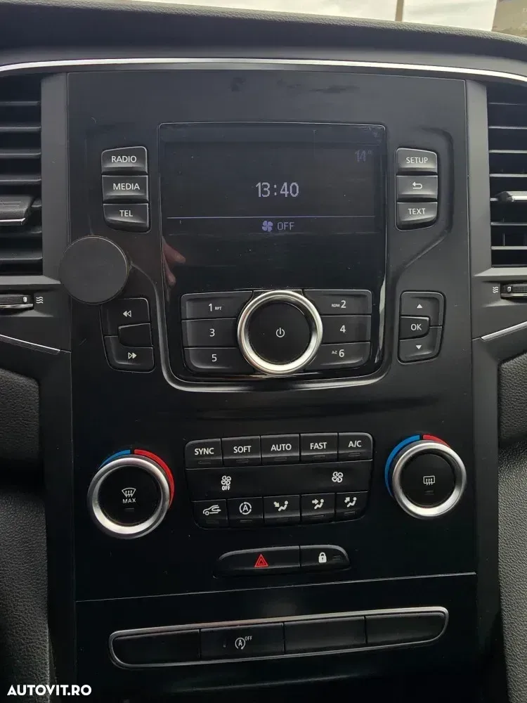 Renault Mégane IV TCe 140 EDC GPF Zen — imagine 5