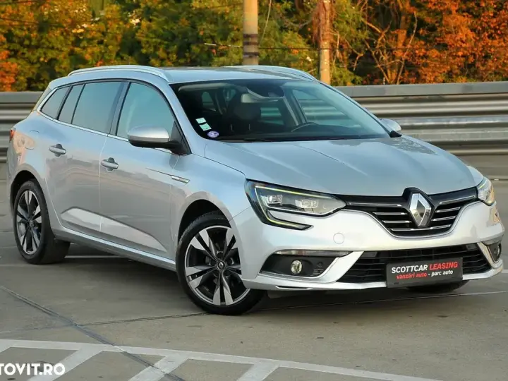 Renault Mégane IV TCe 140 GPF EDC INTENS