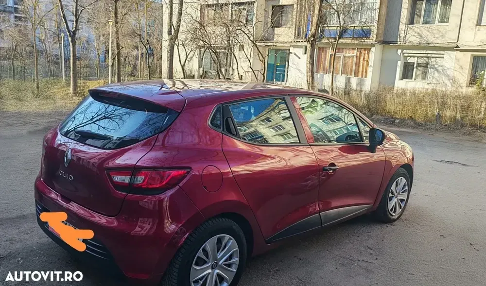 Renault Clio IV [2012 - 1.2 Life — imagine 2