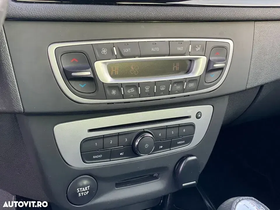 Renault Mégane III ENERGY TCe 130 BOSE EDITION — imagine 5
