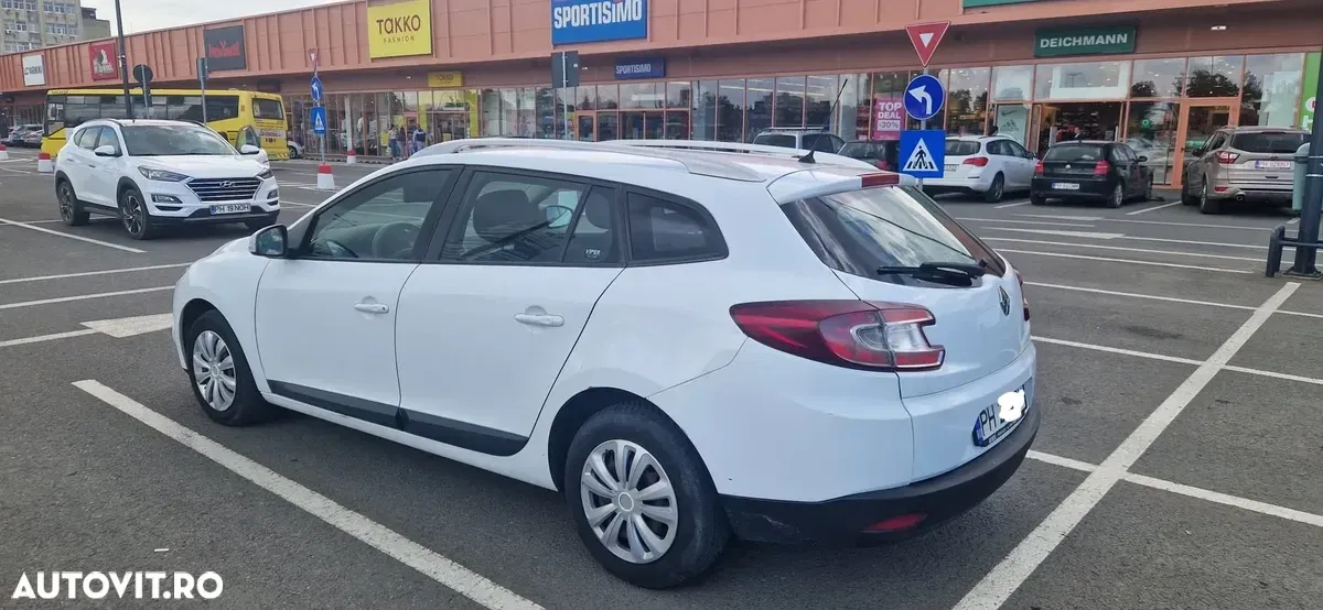 Renault Mégane III 1.5 dCI Authentique — imagine 6