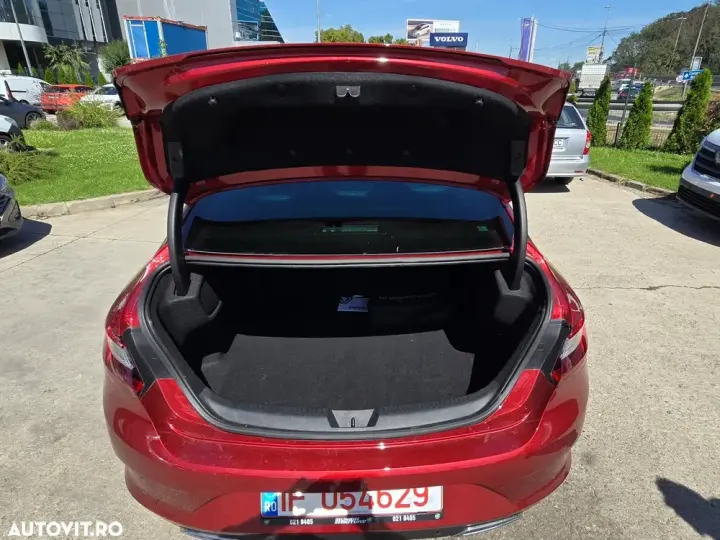 Renault Mégane IV TCE 140 EDC Techno