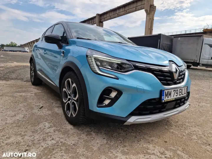 Renault Captur PHEV 160 Techno