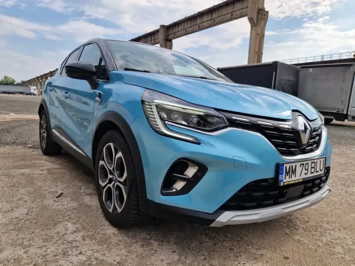 Renault Captur PHEV 160 Techno