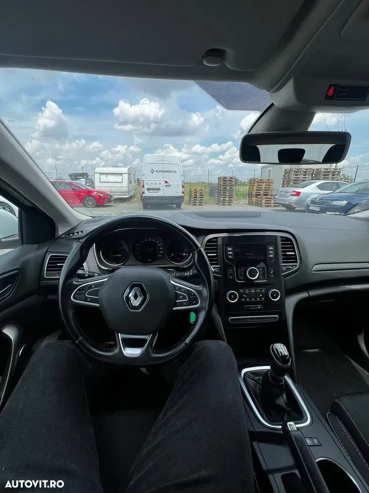 Renault Mégane IV Sce Business — imagine 5
