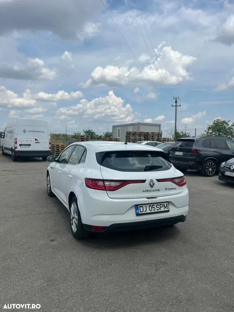 Renault Mégane IV Sce Business — imagine 2