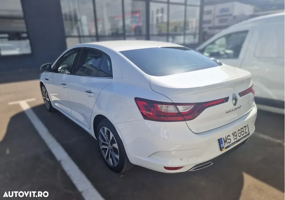 Renault Mégane TCe 140 GPF Techno — imagine 3