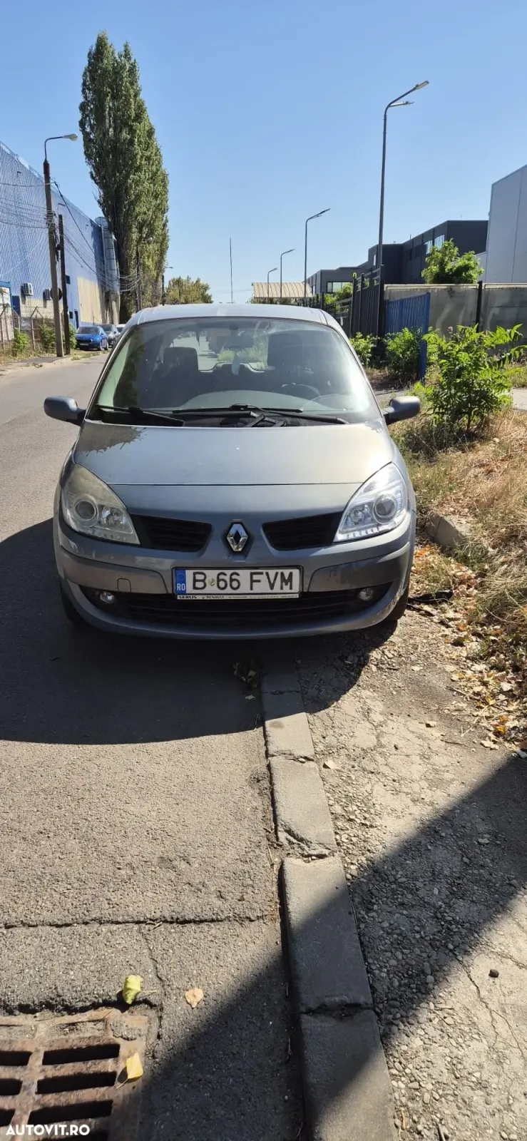 Renault Scénic II 1.6 Authentique — imagine 5