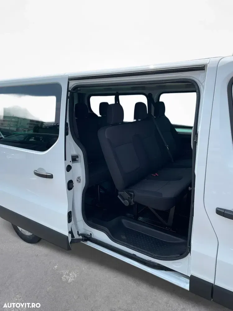 Renault Trafic 2.0 Blue dCi 110 S&S L1 8+1 Life — imagine 6
