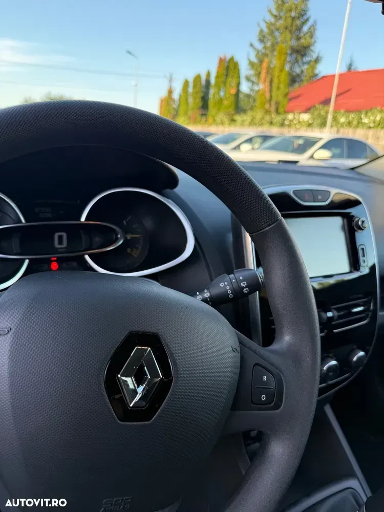 Renault Clio IV [2012 - 1.5 Energy dCi 90 Dynamique — imagine 5