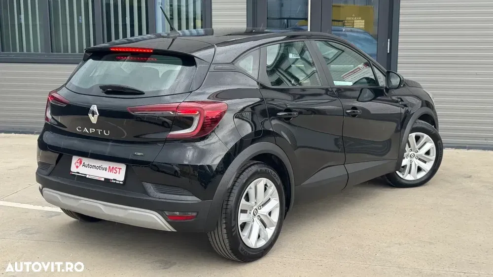 Renault Captur II E-TECH Full 145 Techno — imagine 4