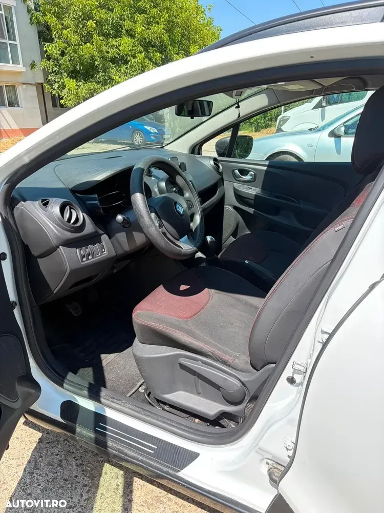 Renault Clio IV [2012 - 1.5 dCi Authentique — imagine 2