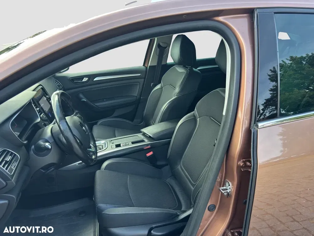 Renault Mégane IV BLUE dCi EDC Intens — imagine 6