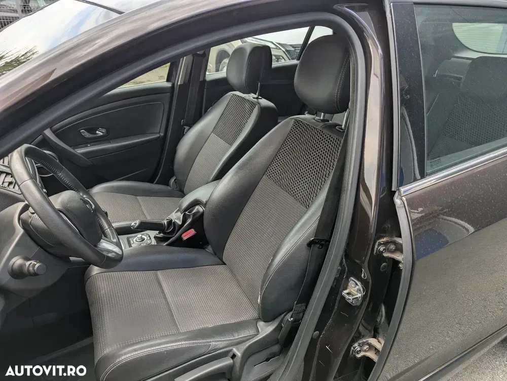 Renault Mégane III 1.5 dCi Expression — imagine 6