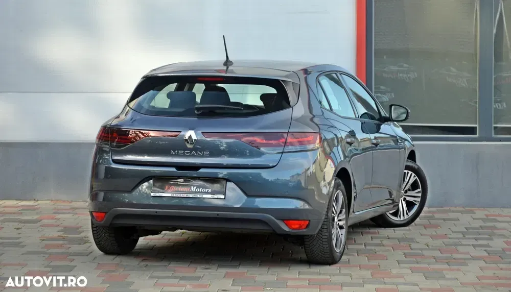 Renault Mégane IV TCe 140 GPF INTENS — imagine 4