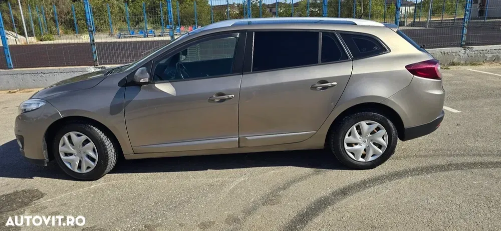 Renault Mégane III 1.6 16V Expression — imagine 2