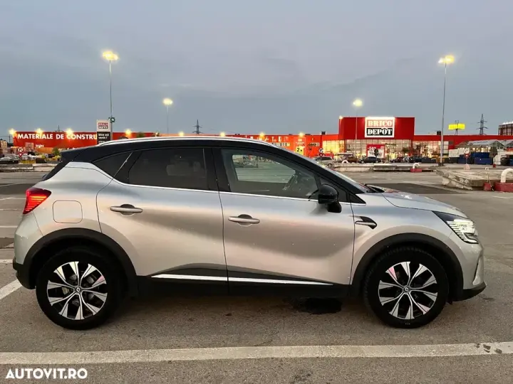 Renault Captur II MHEV 140 EDC Techno