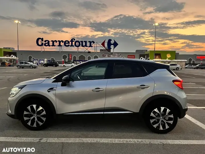Renault Captur II MHEV 140 EDC Techno