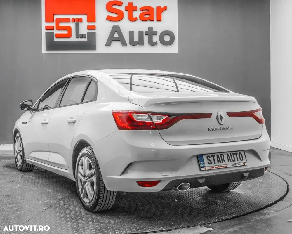 Renault Mégane IV TCe 140 GPF Equilibre — imagine 4