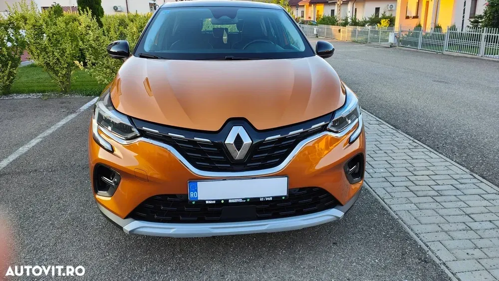 Renault Captur II PHEV 160 Equilibre — imagine 2