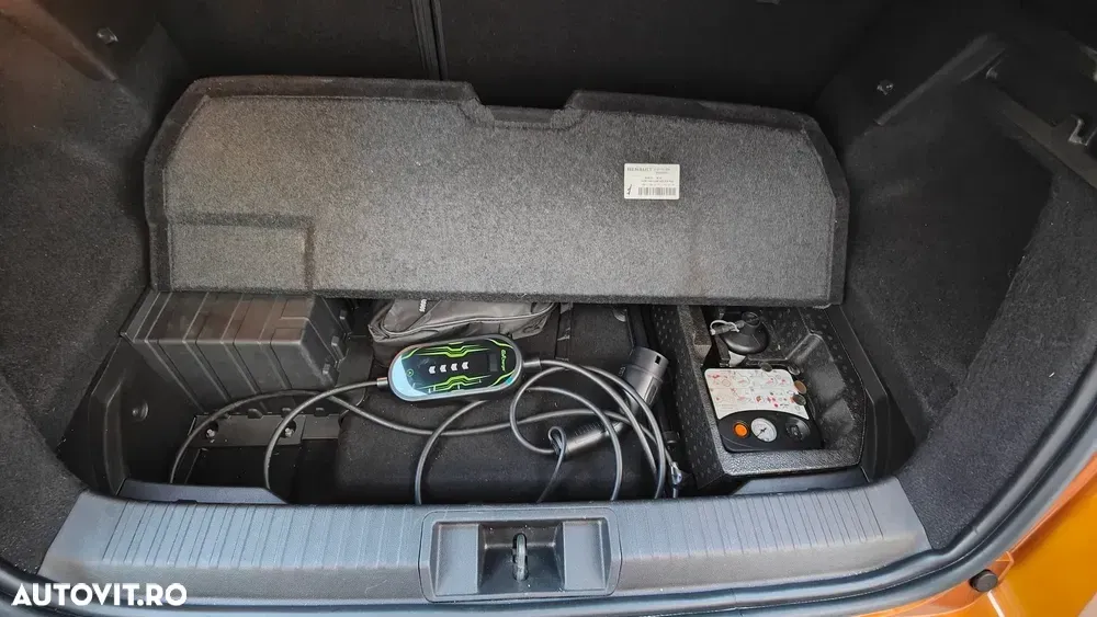Renault Captur II PHEV 160 Equilibre — imagine 5
