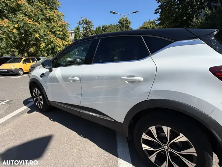 Renault Captur MHEV 140 Techno