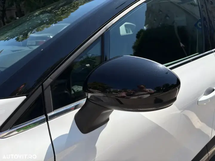 Renault Captur MHEV 140 Techno