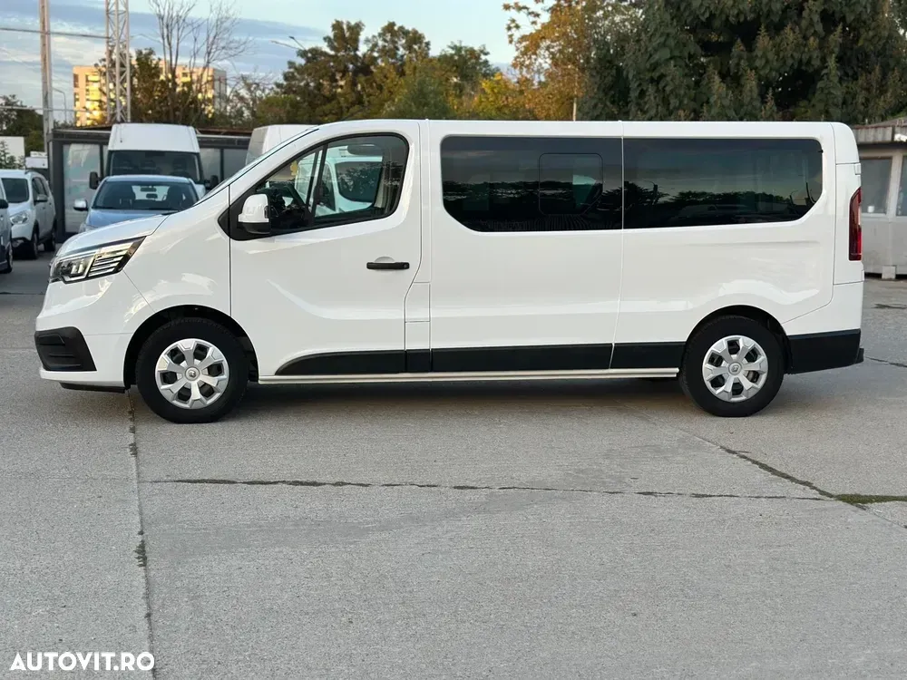 Renault Trafic — imagine 5