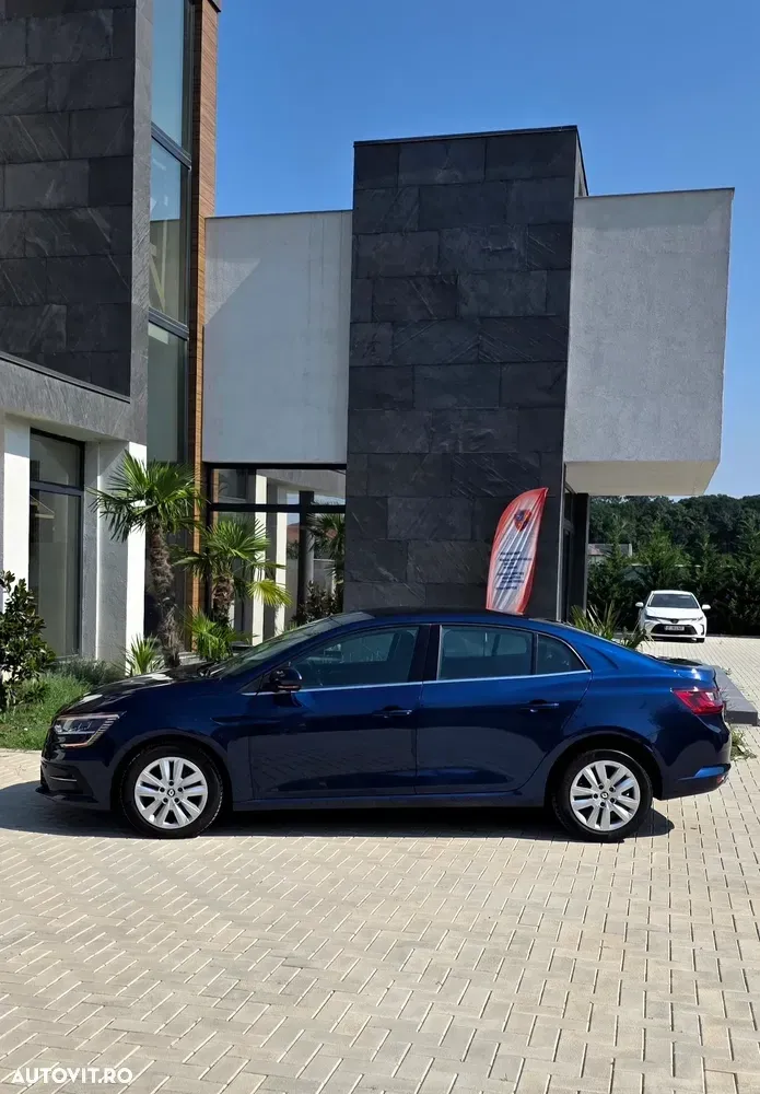 Renault Mégane IV TCe 140 GPF Zen — imagine 3