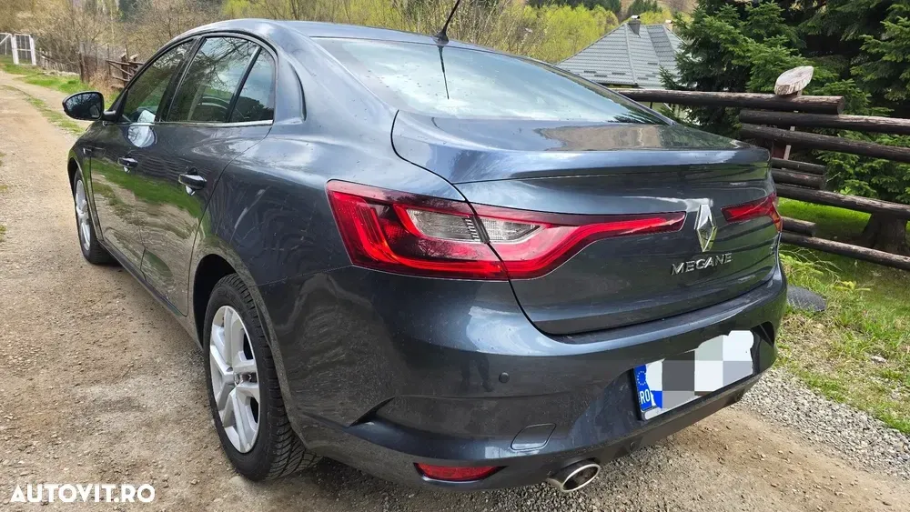 Renault Mégane IV Energy dCi Intens — imagine 5