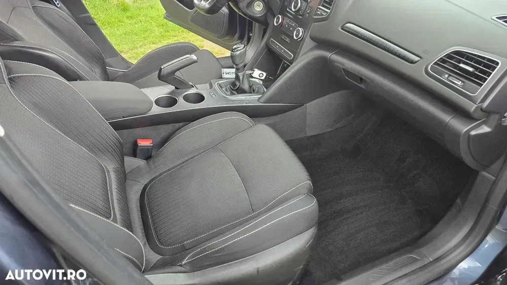 Renault Mégane IV Energy dCi Intens — imagine 6