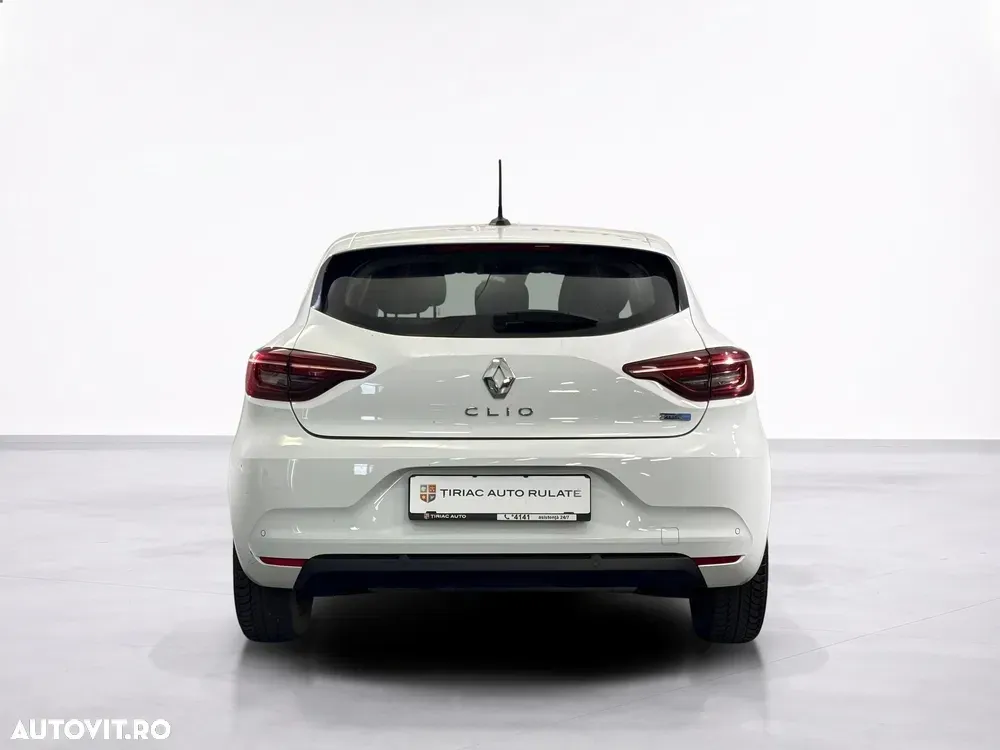 Renault Clio — imagine 4