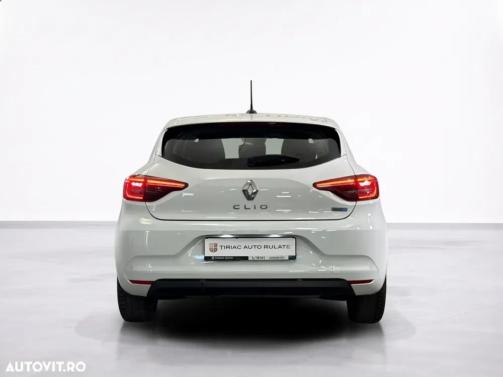 Renault Clio — imagine 4