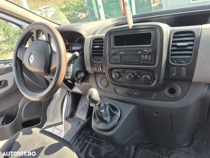 Renault 8