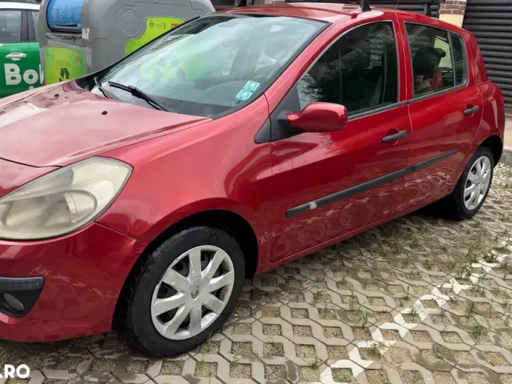 Renault Clio III III 1.2 16V Dynamique